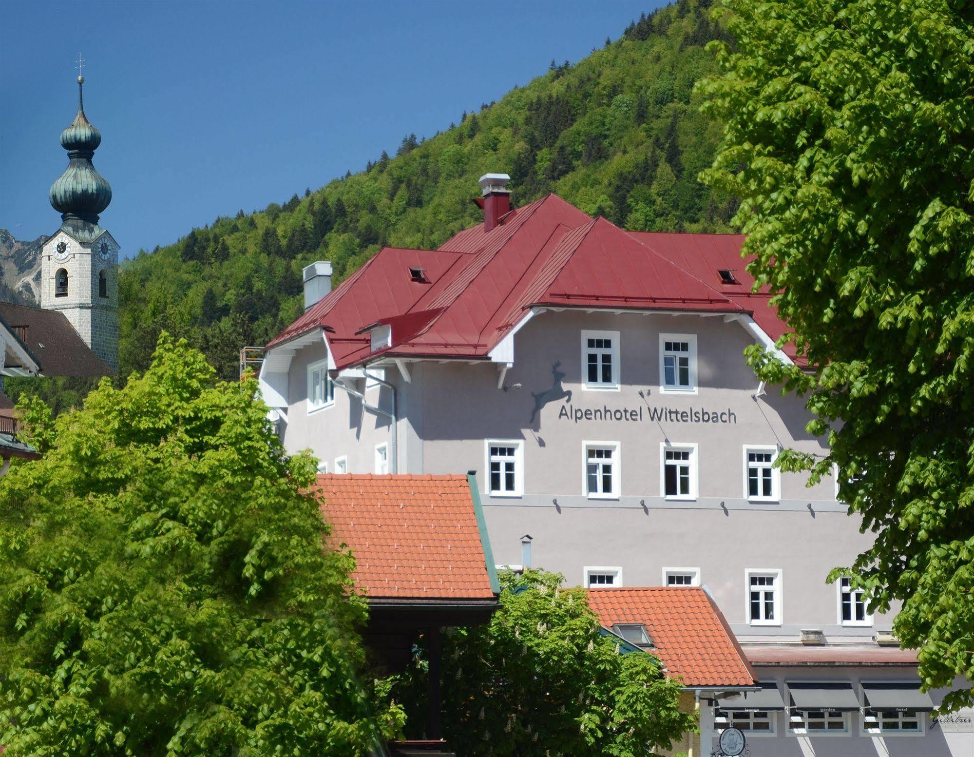 The Townhouse Ruhpolding Hotel Exterior photo